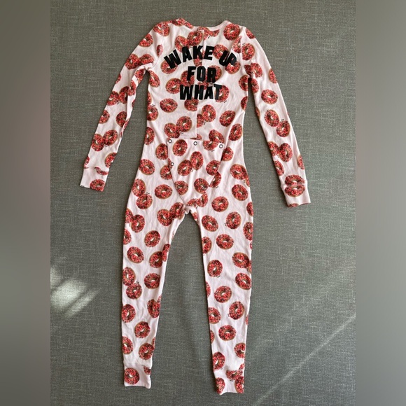 PINK Victoria’s Secret Onesie Sleepwear Doughnut print Size Medium - Picture 5 of 16